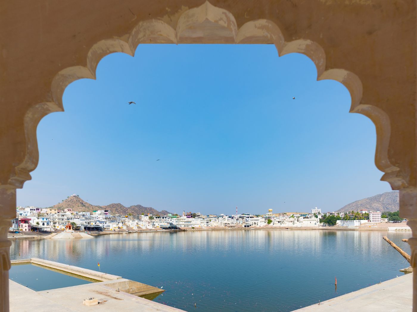 Pushkar ghats and temple
